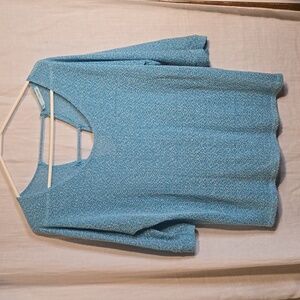Maurices Large Aqua colored light knit shirt